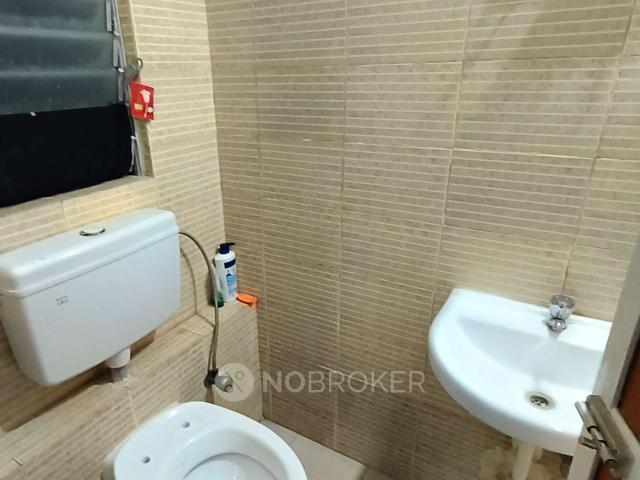 2 BHK Flat In Db Ozone For Sale In Dahisar East
