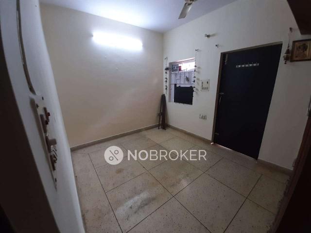2 BHK Flat In Dda Flats for Rent In Naraina Vihar