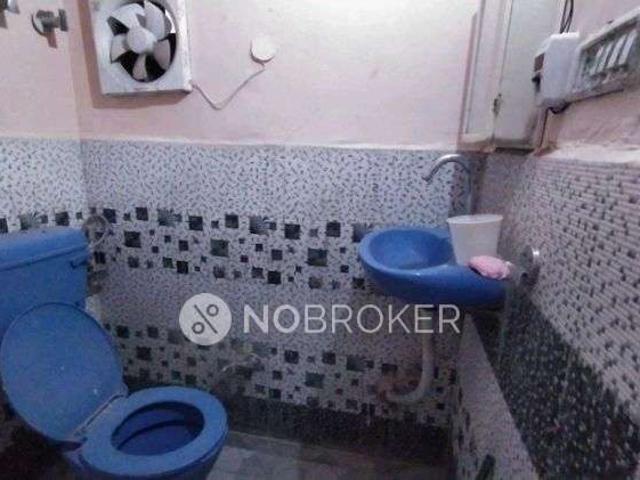2 BHK Flat In Dda Janta Flat For Sale In Paschim Vihar