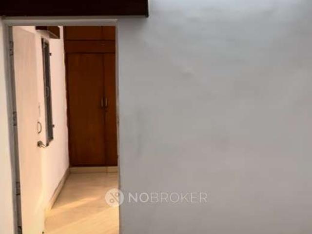 2 BHK Flat In Dda Pocket B, Mayur Vihar Phase 2 for Rent In