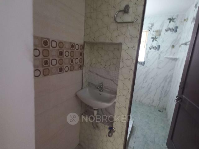 2 BHK Flat In Jai Hind Society for Rent In Sector 2 Dwarka