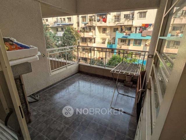 2 BHK Flat In Dewdale Co operative Housing Society Ltd for R