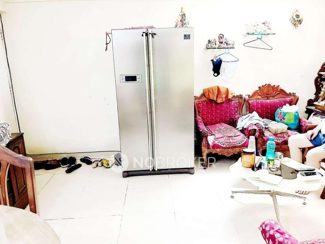 2 BHK Flat In Dheeraj Jamuna For Sale In Malad West