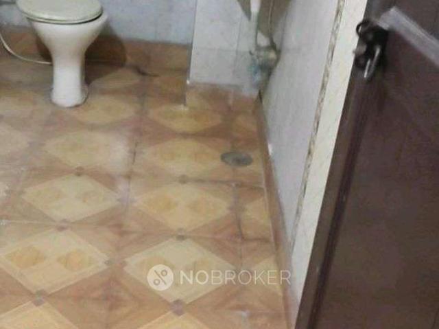 2 BHK Flat In Dipni Apartments, Pitam Pura for Rent In Pita