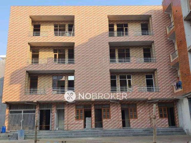 2 BHK Flat In Dlf Ankur Vihar for Rent In Loni