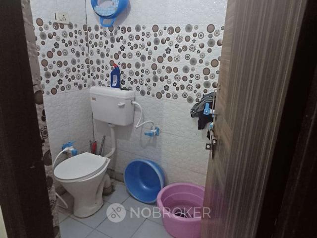 2 BHK Flat In Dlf Ankur Vihar, Ghaziabad, District, India for Rent In Dlf Ankur Vihar