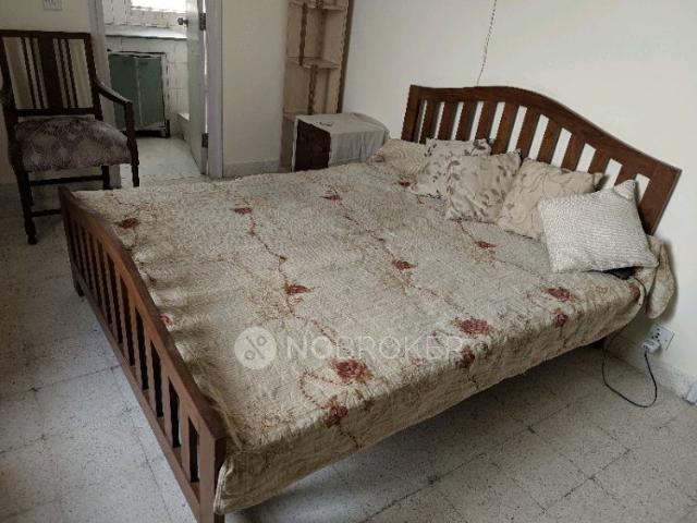2 BHK Flat In Dlf Silver Oaks Dlf Phase 1 for Rent In Secto