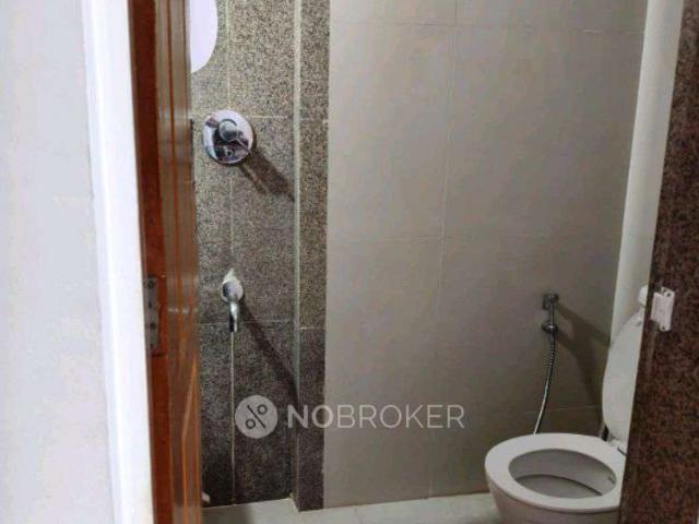 2 BHK Flat In Everest World for Rent In Thane West