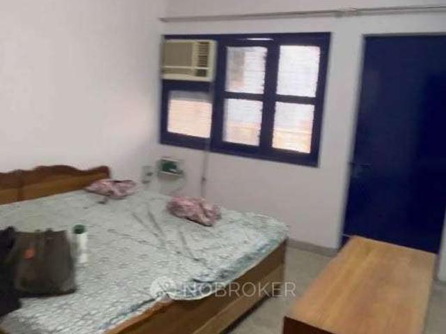 2 BHK Flat In East End Apartments for Rent In Mayur Vihar