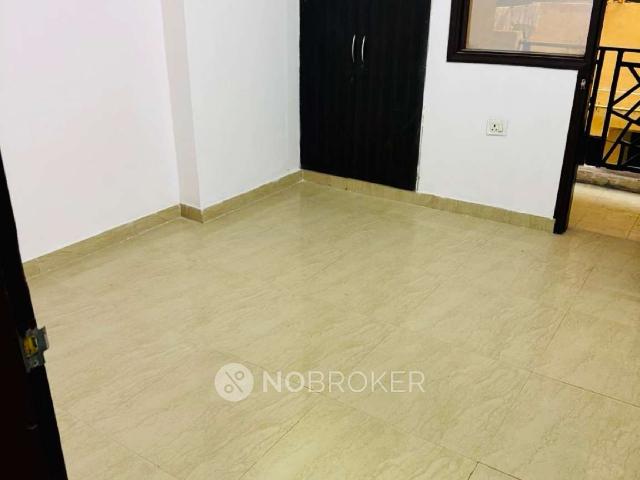2 BHK Flat In East Platinum for Rent In Sector 44, Noida