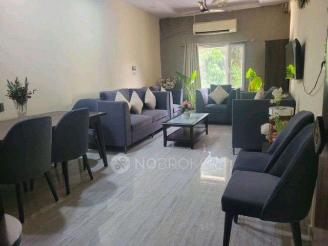 2 BHK Flat In Ekta Apartment for Rent In Paschim Vihar
