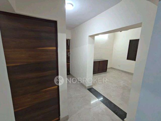 2 BHK Flat In Ekta Apartments for Rent In Paschim Vihar
