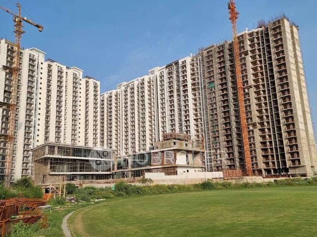 2 BHK Flat In Eldeco Live By The Greens For Sale In Sector