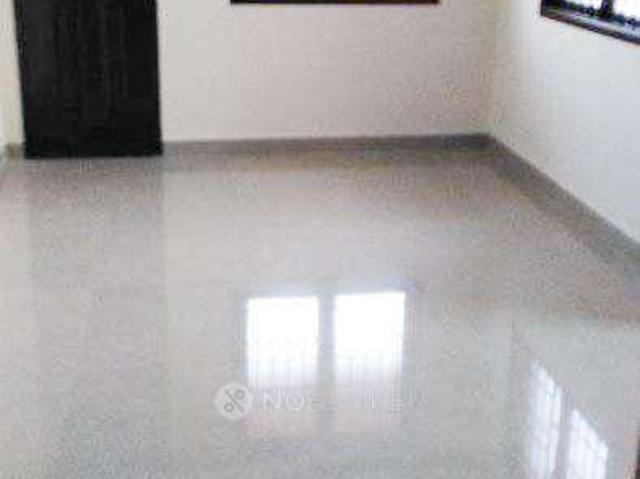 2 BHK Flat In Elegant Apartment For Sale In Kundrathur