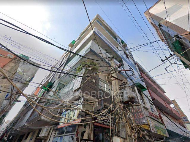 2 BHK Flat In Elite Apartment Jain Road For Sale In 156, Ne