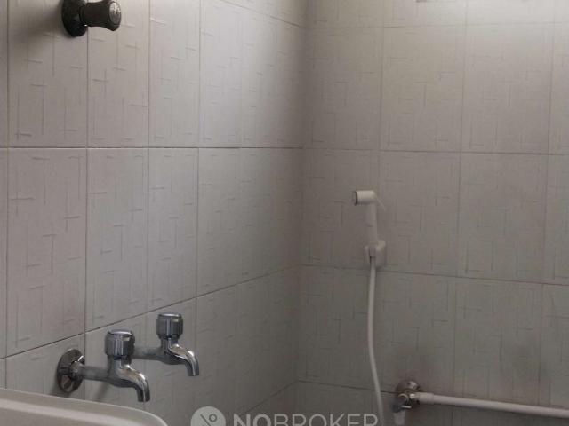 2 BHK Flat In Emerald Palace, For Sale In Madipakkam