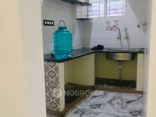 2 BHK Flat In Farhida Residency for Rent In Neelasandra