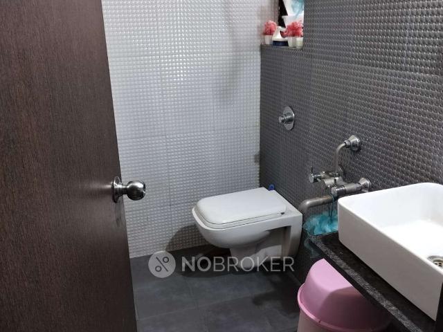 2 BHK Flat In Majestique Landmark Fifth Avenue for Rent In