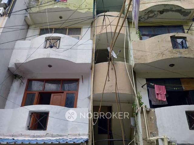 2 BHK Flat In Freedom Fighters Enclave For Sale In Sainik Farm