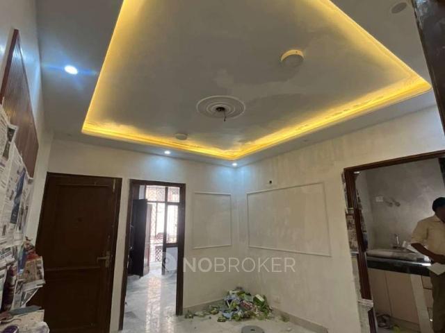 2 BHK Flat In Gupta Colony For Sale In Khirki Extension, Malviya Nagar