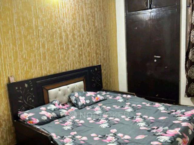 2 BHK Flat In Galaxy North Avenue Gaur City 1 for Rent In