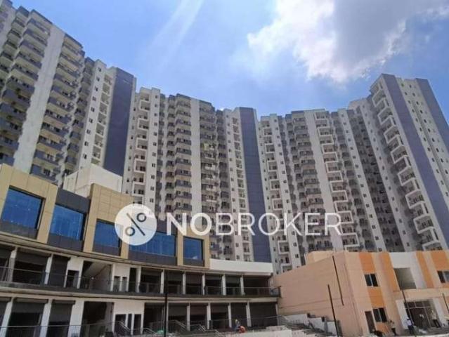 2 BHK Flat In Galaxy Plaza, Gaur City 2 For Sale In Gaur City 2