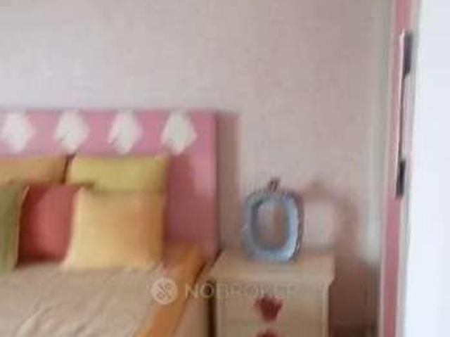 2 BHK Flat In Galgotia Ke Pass Jp Spoorts City Me for Rent