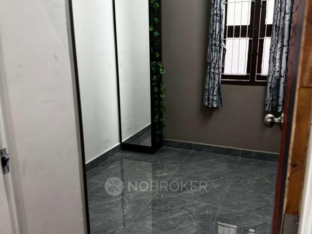 2 BHK Flat In Ganesh Velmurugan Apartment for Rent In Huss