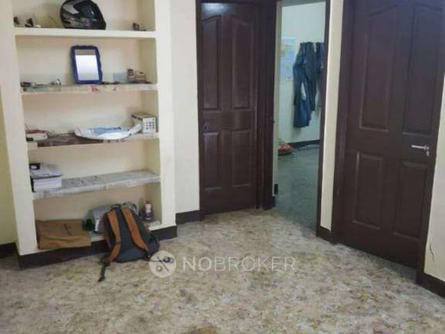 2 BHK Flat In Ganesh Flats For Sale In West Mambalam