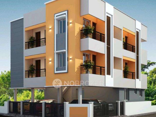 2 BHK Flat In Ganga Flats For Sale In Hindu College
