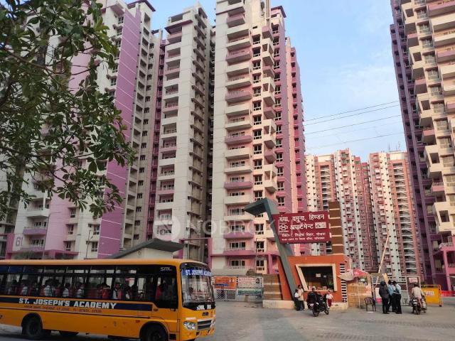 2 BHK Flat In Ganga Yamuna Hindon Apartments for Rent In Ganga Yamuna Hindon Apartments