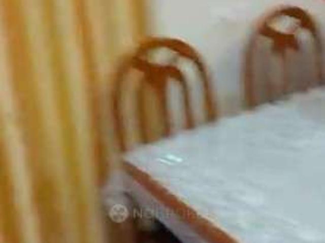 2 BHK Flat In Gaur Valerio for Rent In Indirapuram