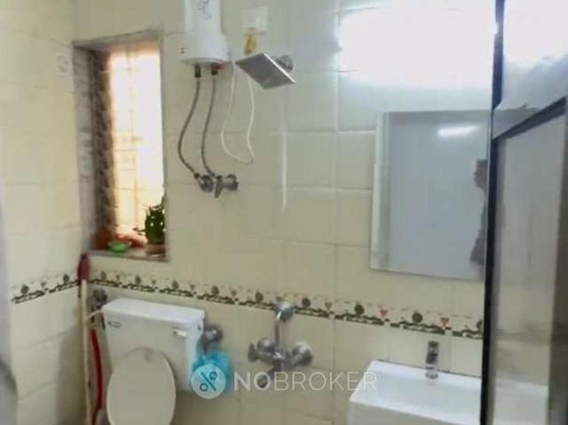 2 BHK Flat In Gaurav Shikhar Chs, Kandivali East For Sale I