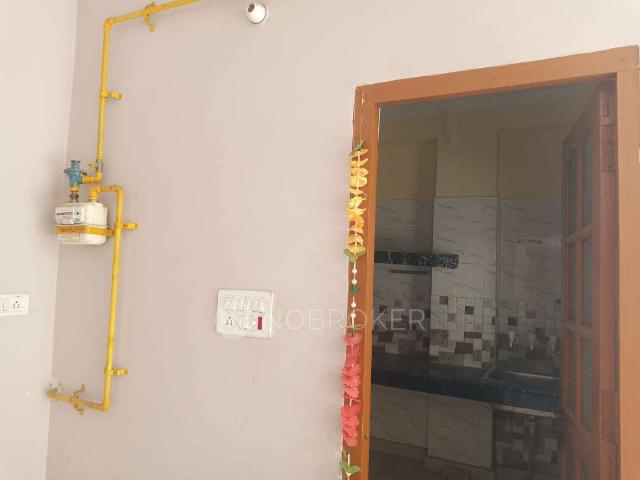 2 BHK Flat In Girija Niwas for Rent In Mohan Nagar