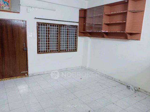2 BHK Flat In Gkn Residency, Kphb, Jntu, 6th Phase, Vignana Prabha School For Sale In G K Naidu Residency