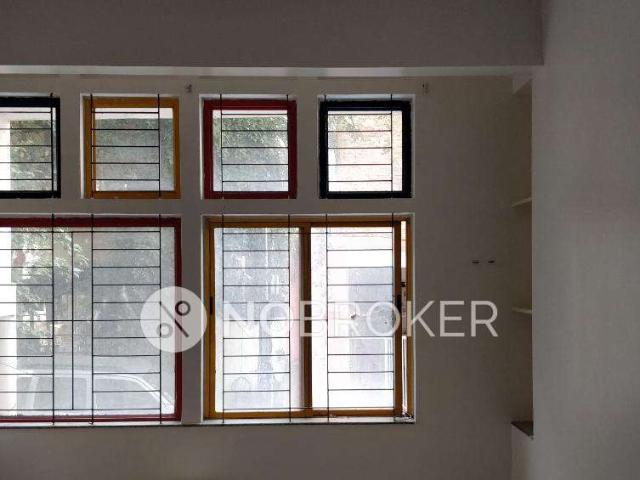 2 BHK Flat In Glenburn Apartments for Rent In Btm Layout