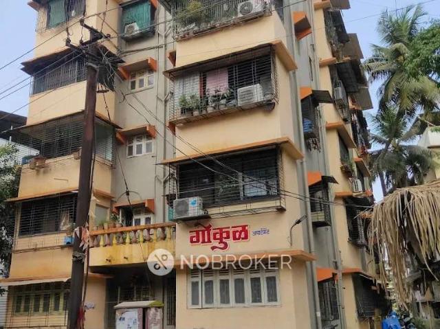 2 BHK Flat In Gokul Apartment For Sale In Vikas Vihar