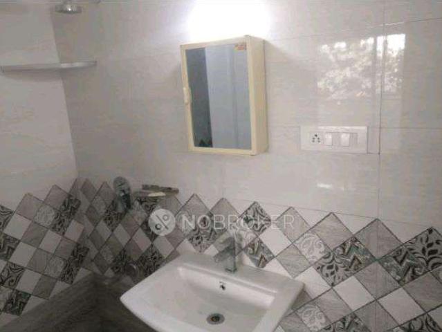 2 BHK Flat In Golden Abode for Rent In Electronic City