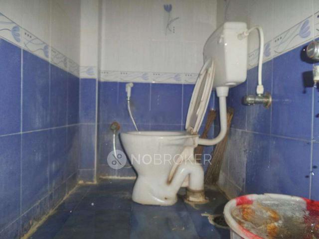 2 BHK Flat In Golden Palms For Sale In Thoraipakkam
