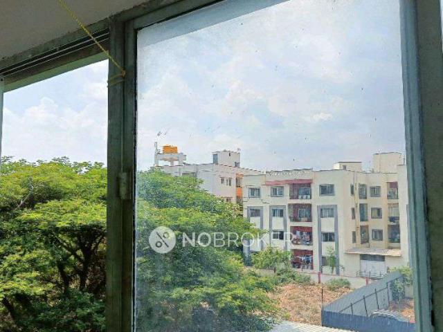 2 BHK Flat In Golden Park For Sale In Bommanahalli