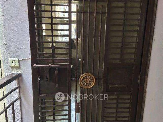 2 BHK Flat In Golf City 8 For Sale In Sector 75