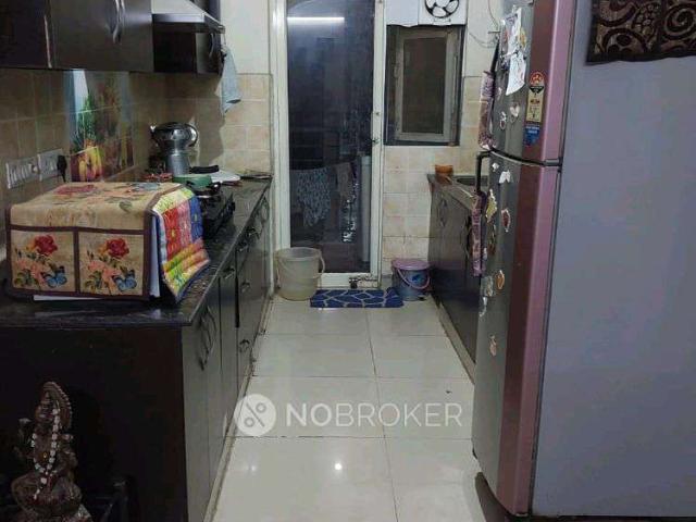2 BHK Flat In Golf City For Sale In Golf City Noida