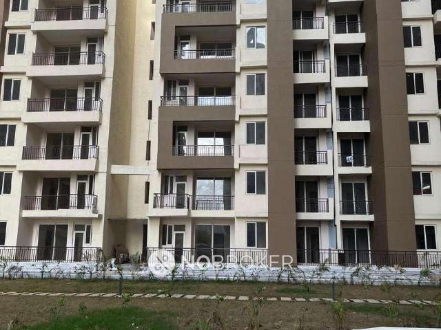 2 BHK Flat In Golf Homes & Kingswood For Sale In Sector 4
