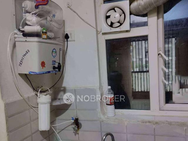 2 BHK Flat In Greater Noida W Rd & 14th Ave for Rent In Gaur City 2