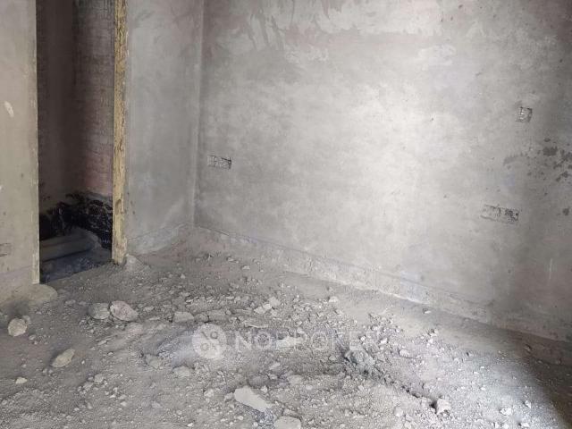 2 BHK Flat In Green View 2 For Sale In Pi I & Ii
