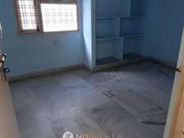 2 BHK Flat In Gry Complex for Rent In Kukatpally