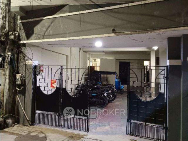2 BHK Flat In H. M.castle For Sale In Egmore