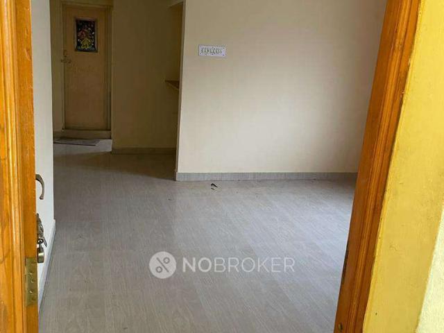 2 BHK Flat In Haseen Flats Perubakkam For Sale In Sithalapa