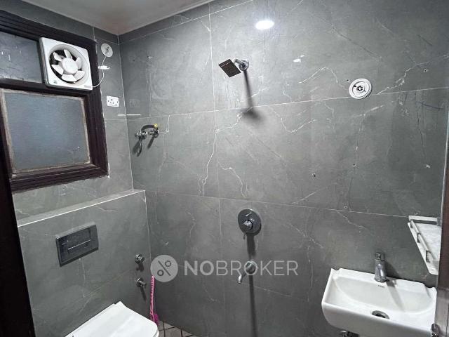 2 BHK Flat In Heritage Greens for Rent In Heritage Green Apartment