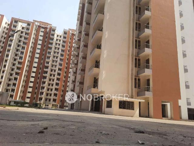 2 BHK Flat In High Rag Apartment for Rent In Yamuna Expy